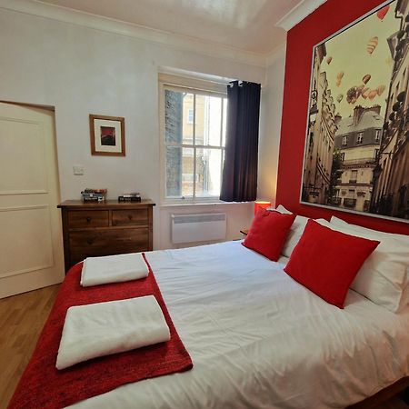Appartement Cozy Flat, 5 Minute Walk To Oxford Circus à Londres Extérieur photo